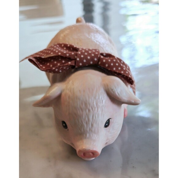 1989 Trippie's Inc. Ceramic Pink Pig with Bow Made in Taiwan ROC ~ Super cute! - Picture 1 of 5
